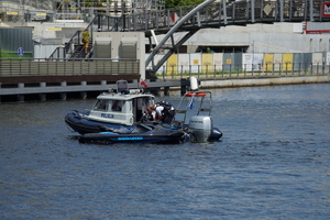 policyjny piknik na Wyspie Młyńskiej