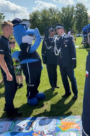 policyjny piknik na Wyspie Młyńskiej